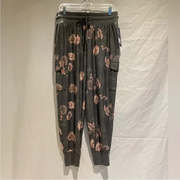 Marika Mauve Glow Romantic Floral 27'' Joggers - Picture 7 of 7